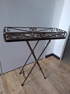 Zware gietijzeren sidetable