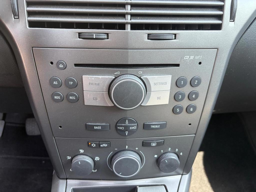 Opel Astra 1.4 essentia/1e eigenaar/airco/lichtmetaal/zwart metallic/