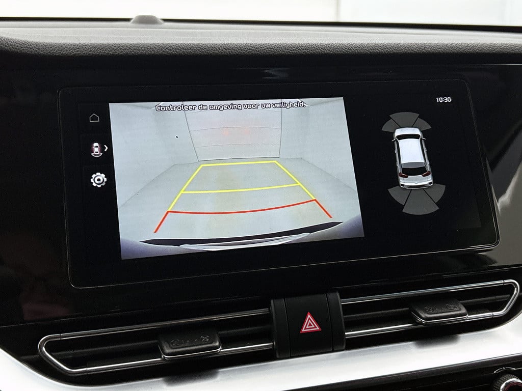 Kia Niro 1.6 gdi hybrid executiveline | leder | automaat | navigatie | sunr