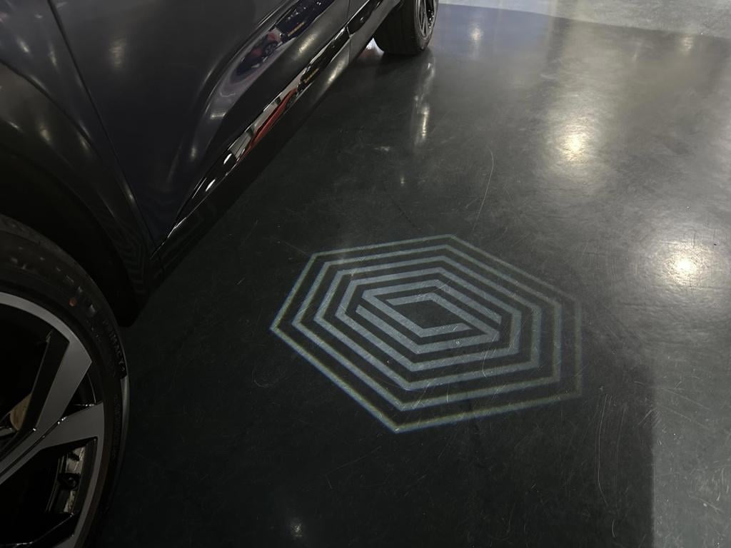 Renault Espace e-tech full hybrid 200 esprit alpine 7p.