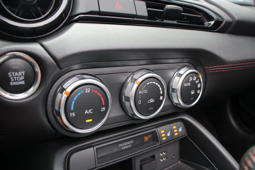 Mazda Mx-5 1.5 exclusive-line - leder - led - cruise - dab - aux/usb - mult