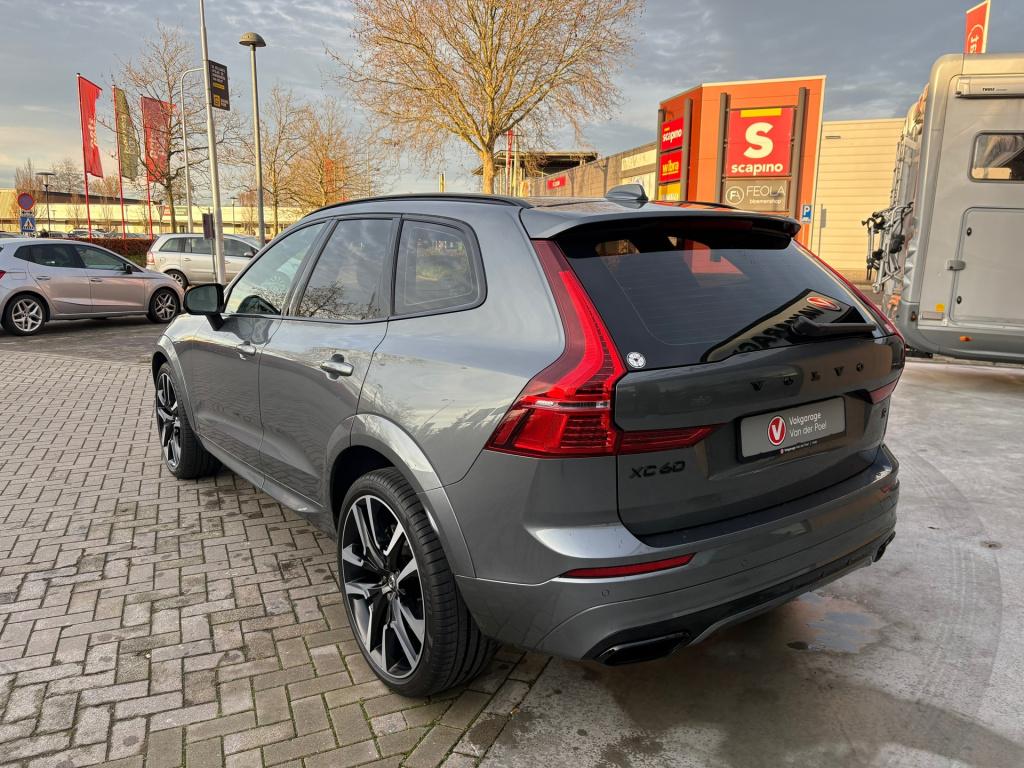 Volvo XC60 2.0 b4 r-design