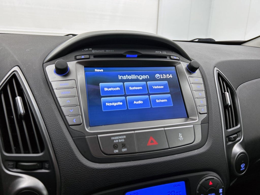 Hyundai Ix35 1.6i gdi go! | navigatie | climate control | stoelverwaming | 