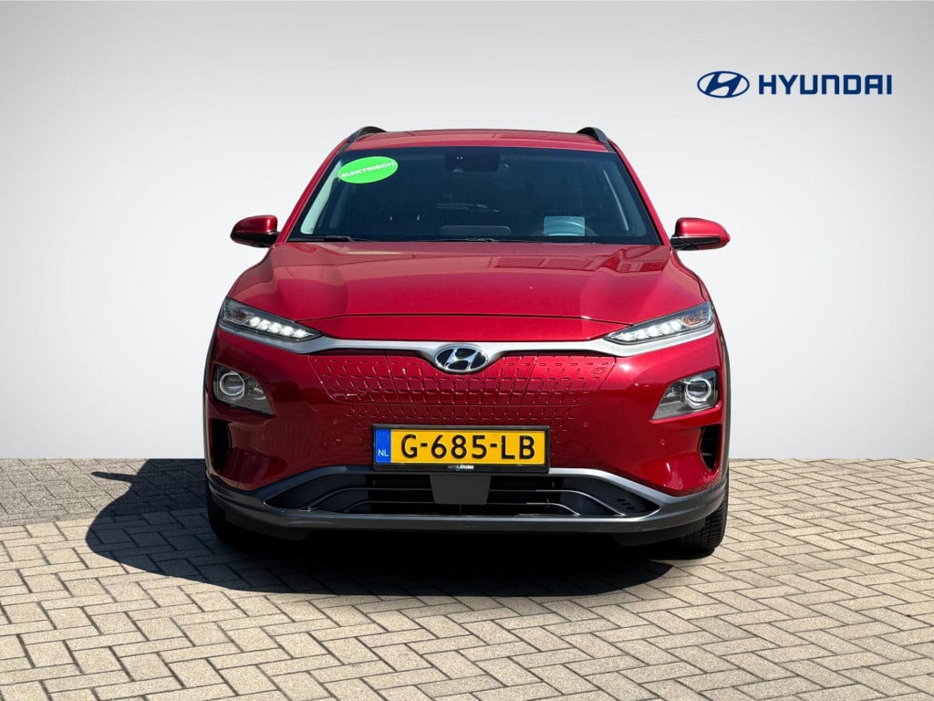 Hyundai Kona ev premium 64 kwh | leder | head-up display | stuur- + stoelve