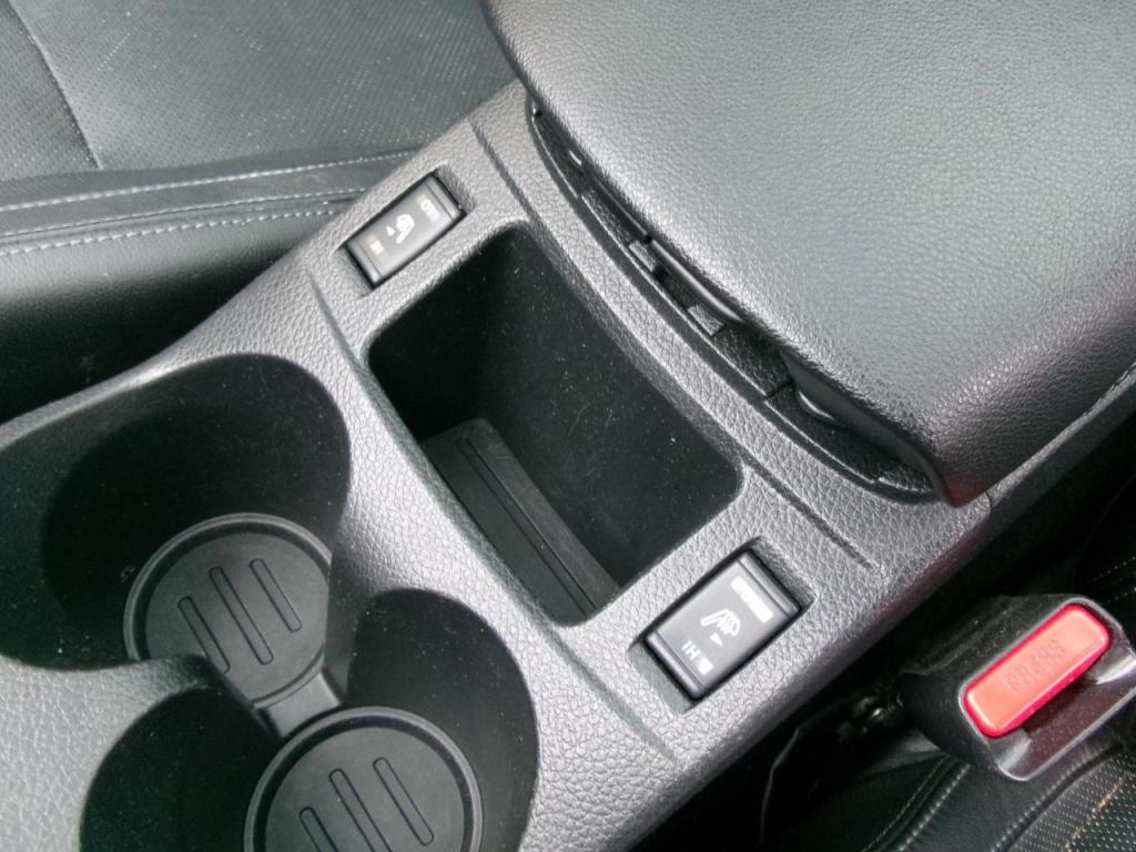 Nissan Qashqai (j11e) 1.2 dig-t airco, 360cam pano.dak, navi, leer