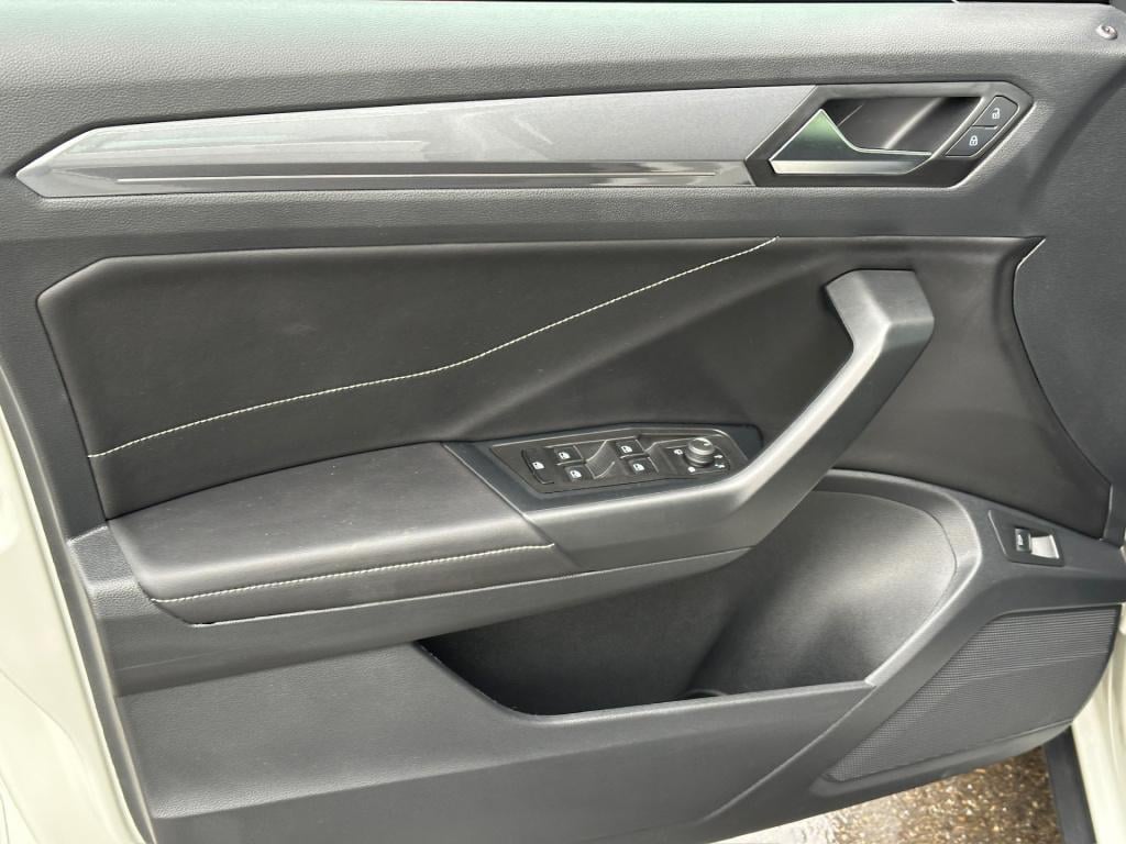 Volkswagen T-roc 1.5 tsi 150pk dsg style carplay | camera | keyless | elek.