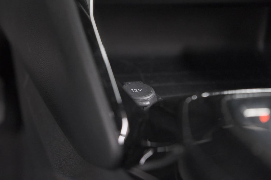 Peugeot 2008 puretech 130 eat8 allure | 360 camera | adaptieve cruise contr