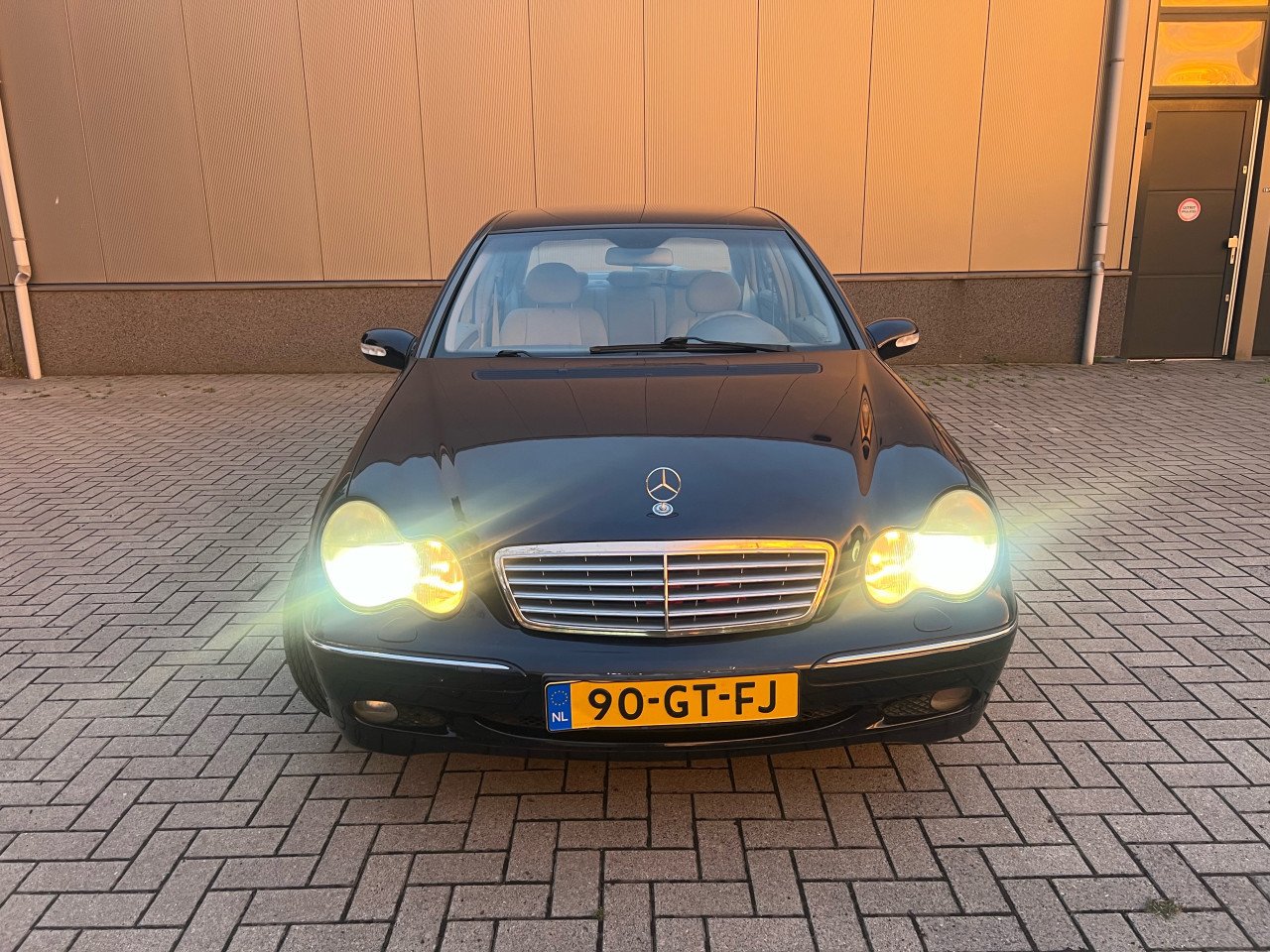 Mercedes-Benz C-Klasse 180 Elegance Automaat