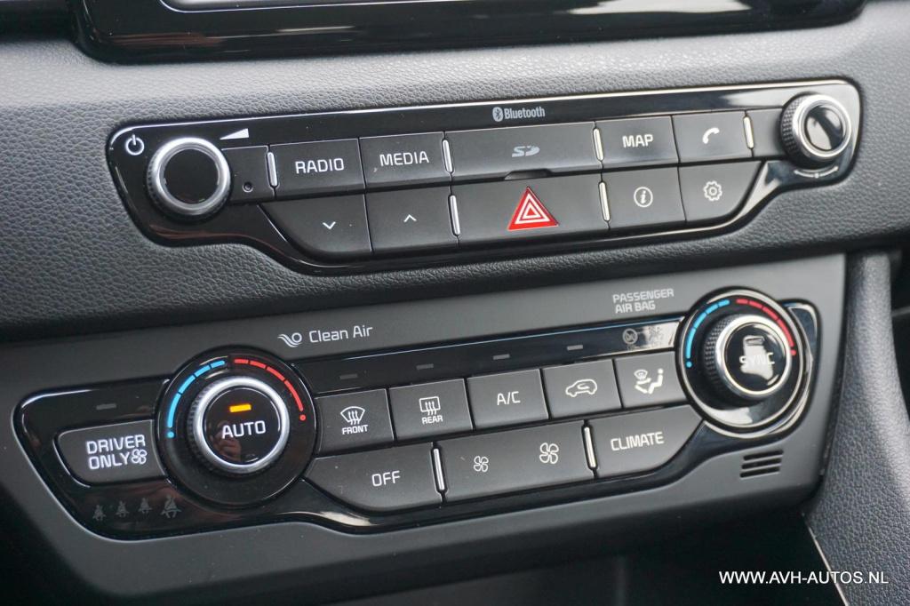 Kia Niro 1.6 gdi hybrid first edition