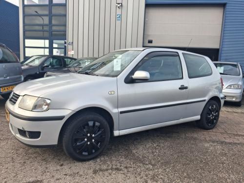 Volkswagen polo 1.4 mpi lage km stand