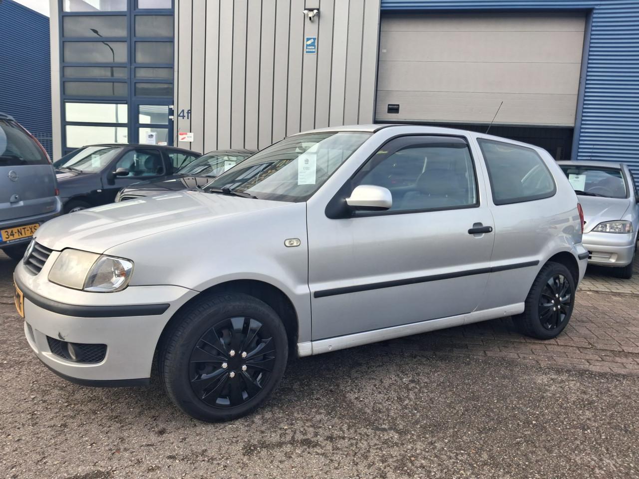 Volkswagen polo 1.4 mpi lage km stand