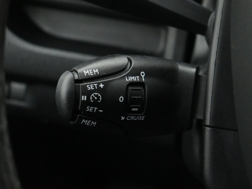 Opel Vivaro 2.0 diesel 145 l3 | airco | navigatie | apple carplay/android a