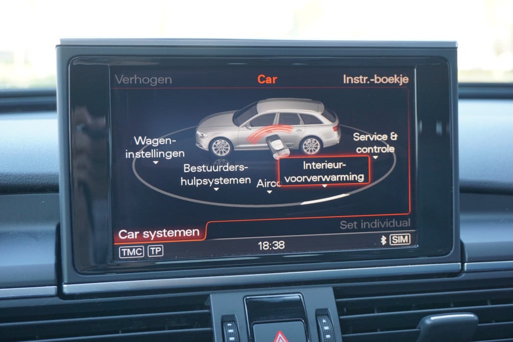 Audi A6 avant 3.0 tdi quattro pro line s climate / navi / leder / pano / cr