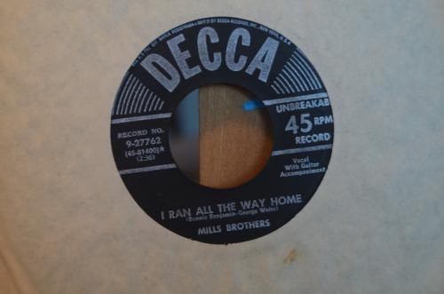 Diverse singles 'The Mills Brothers' (3)