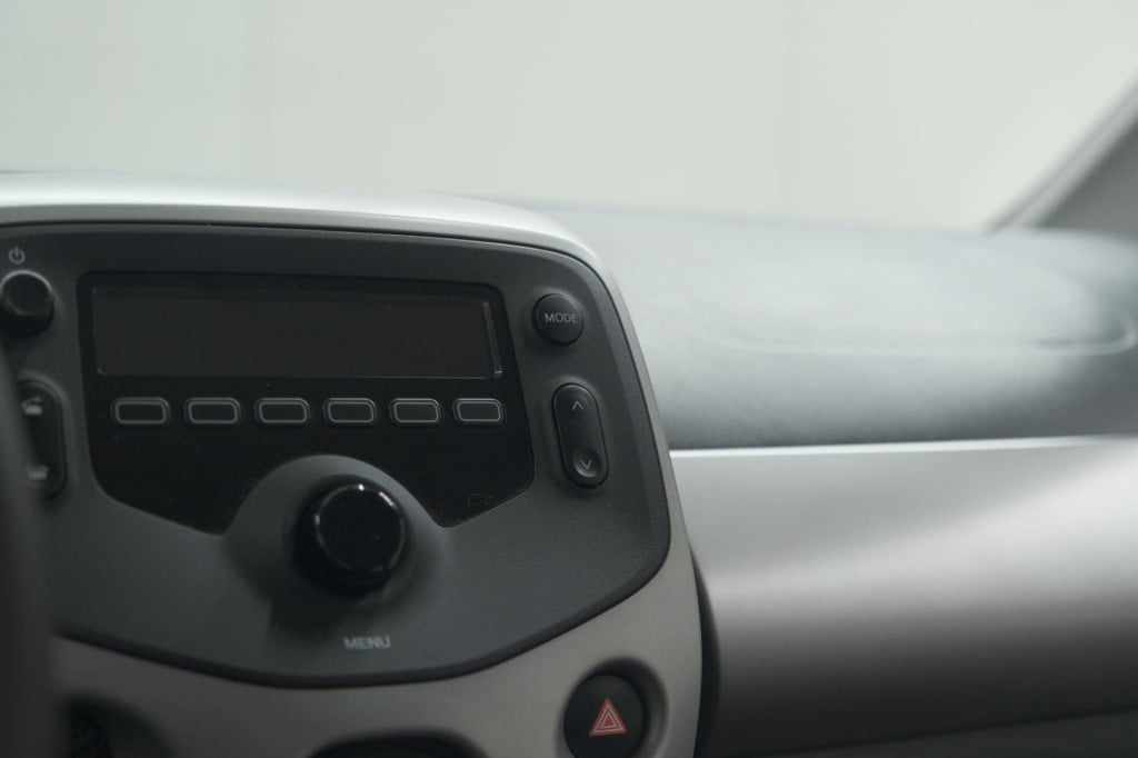 Peugeot 108 1.0 e-vti blue lion | airco | bluetooth | elektrische ramen | 5