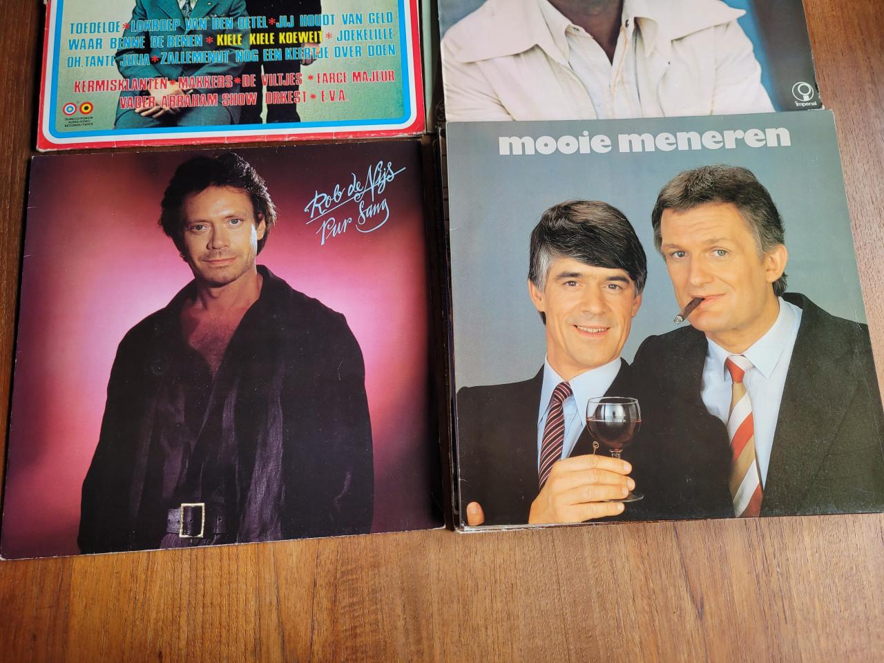 10 Nederlandstalige LP's in goede staat!