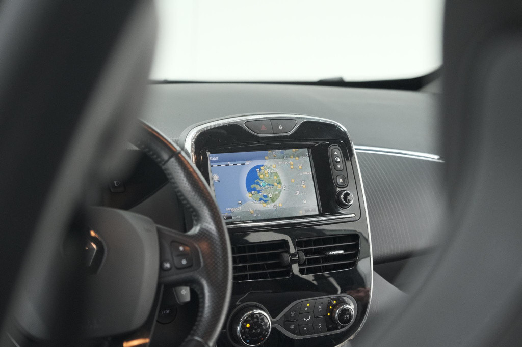 Renault Zoe q90 intens quickcharge 41 kwh | huuraccu | parkeersensoren | na