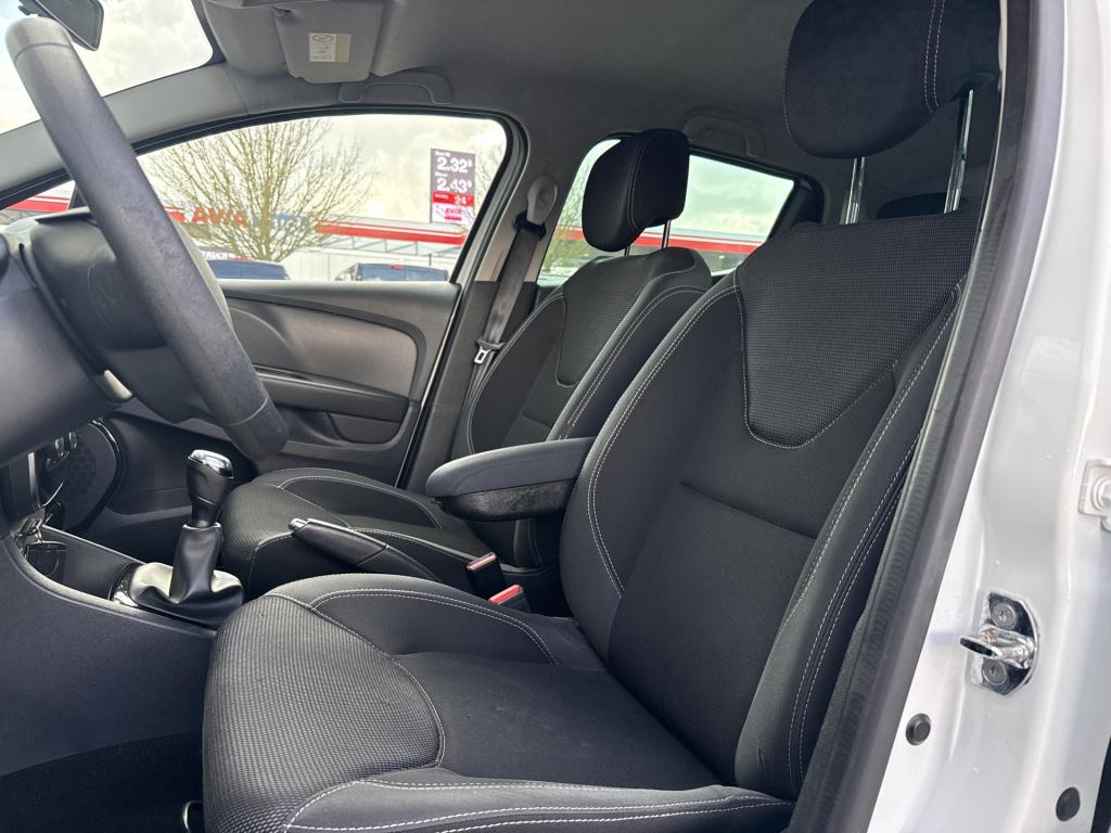 Renault Clio 1.5 dci ecoleader zen | nl-auto | trekhaak | navi | cruisec. |