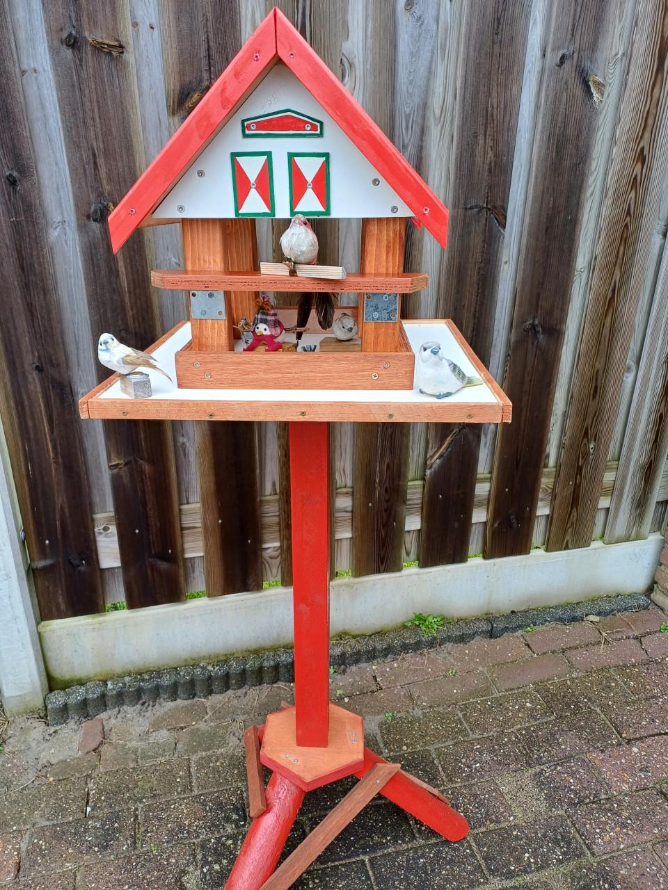 Allerhande Vogel huisjes  &  Egelhuisjes te Koop [  zie  alle  foto's  ]