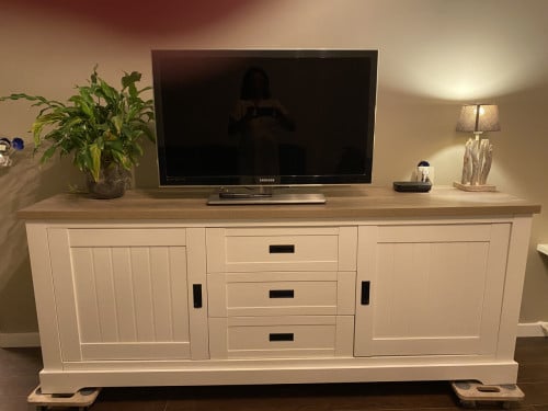 Nette dressoir