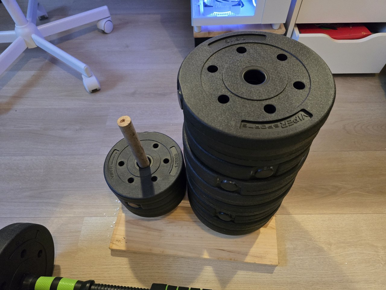 ZGAN Venom sports 2in 1  vinyl dumbell/halter set te koop.