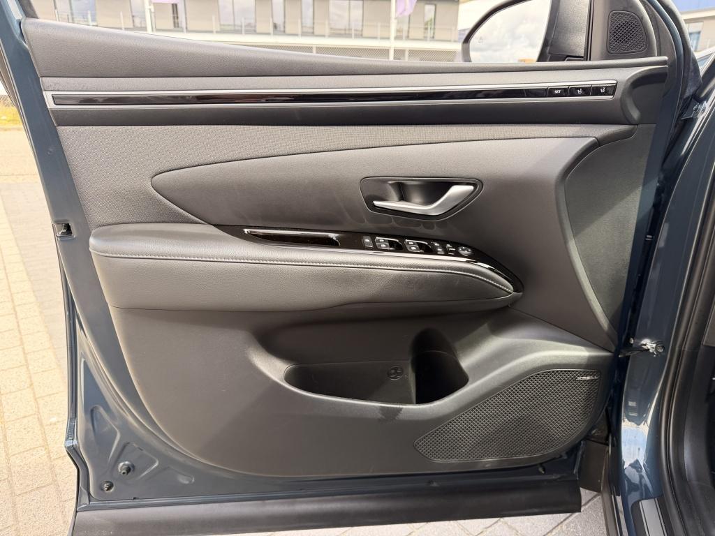 Hyundai Tucson 1.6 t-gdi hev premium | full options | navi | elek.koffer | 