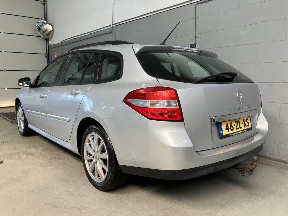Renault Laguna Estate 2.0-16V Expression