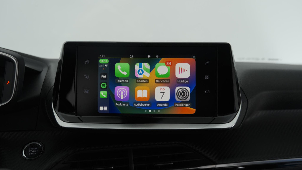 Peugeot 2008 puretech 130 allure | trekhaak | camera | apple carplay | stoe