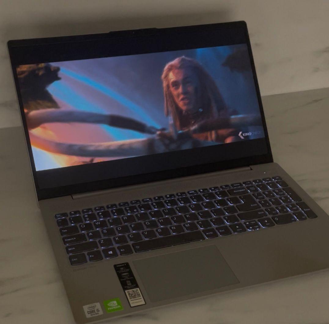Lenovo IdeaPad 5 - 15,6" - Nvidia MX350 - SSD 512 GB - 8 GB RAM - I5