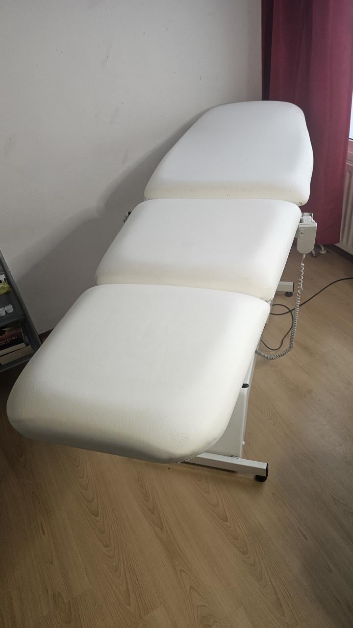 PEDICURE STOEL + LOUP LAMP