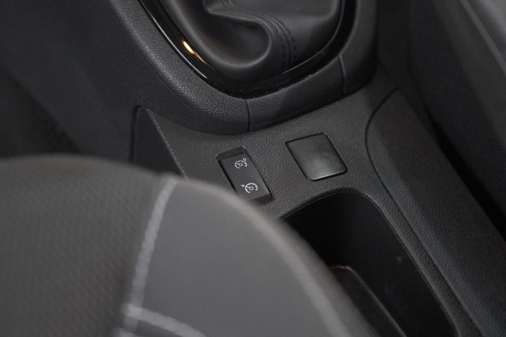 Renault Clio estate tce 90 limited | trekhaak | apple carplay | parkeersens