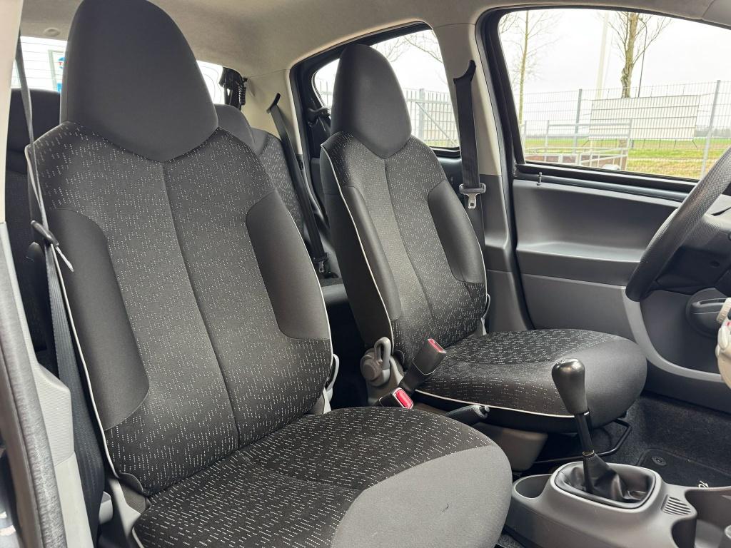 Peugeot 107 1.0-12v xs - garantie