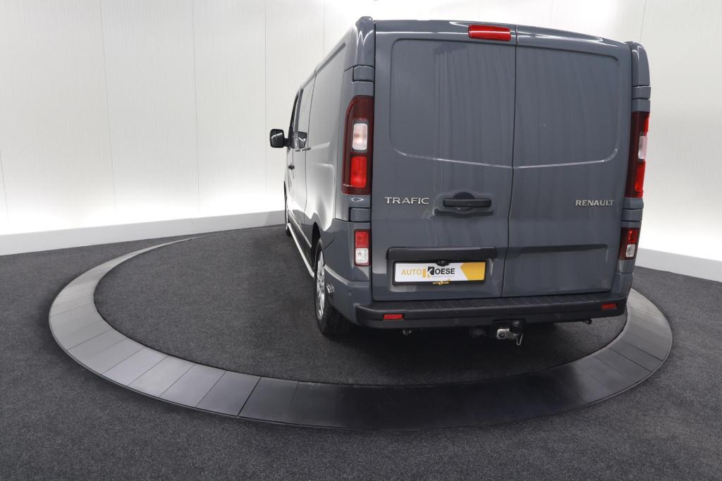 Renault Trafic 2.0 dci 110 t30 l2h1 work edition | trekhaak | camera | navi