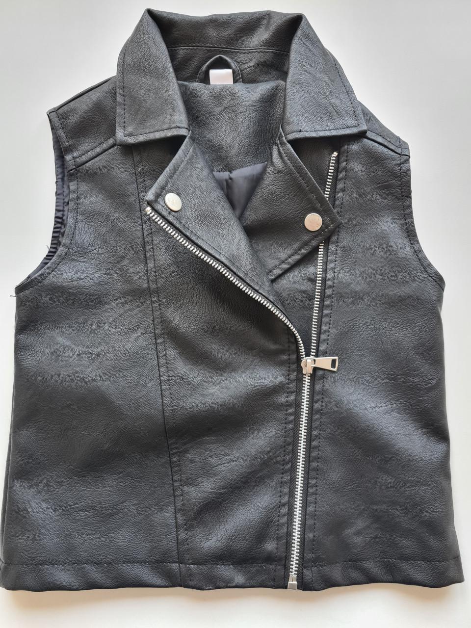 Zwart PU leer gilet , mouwloos jackje Maat 122/128