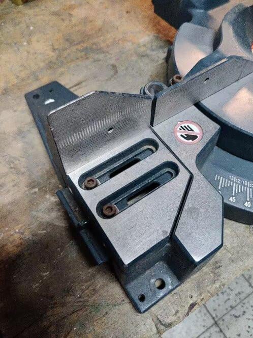 Bosch afkortzaag GMC 10 S professional