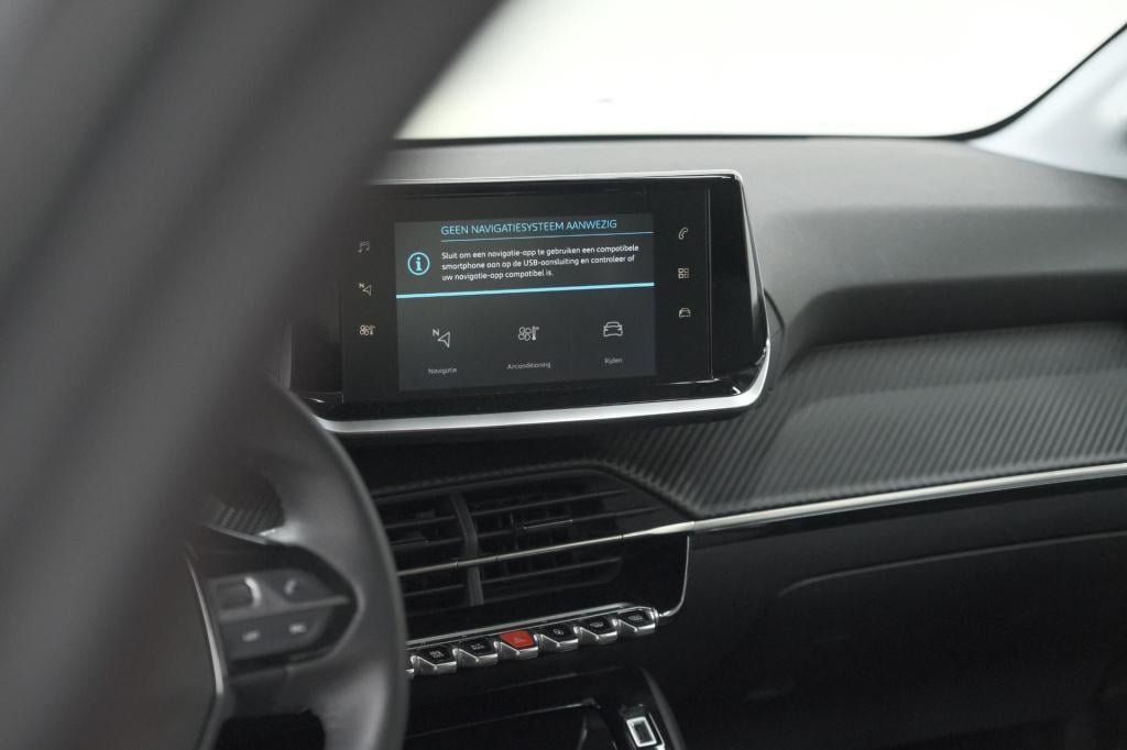 Peugeot 208 puretech 75 allure | camera | apple carplay | parkeersensoren |
