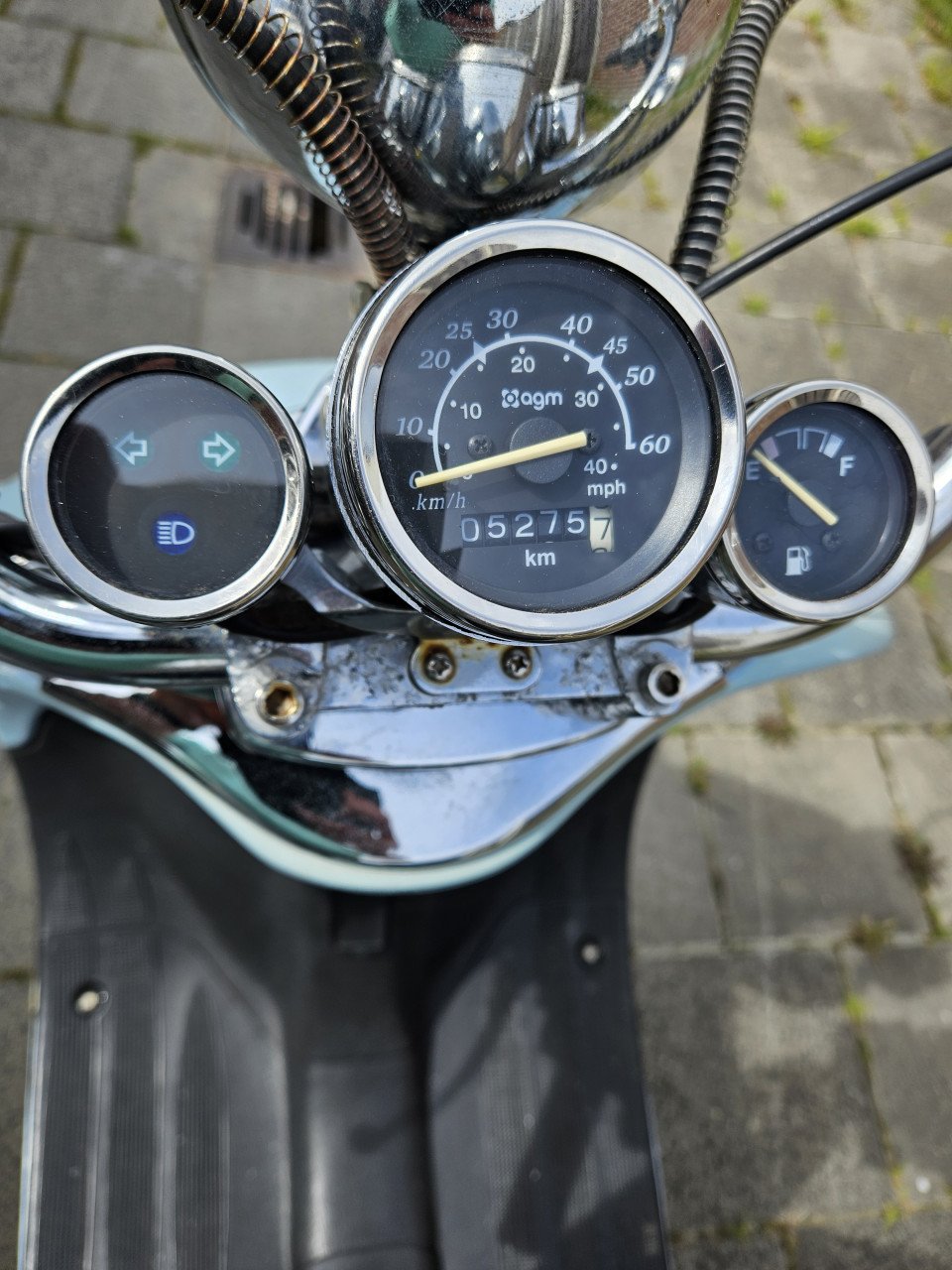Agm retro scooter