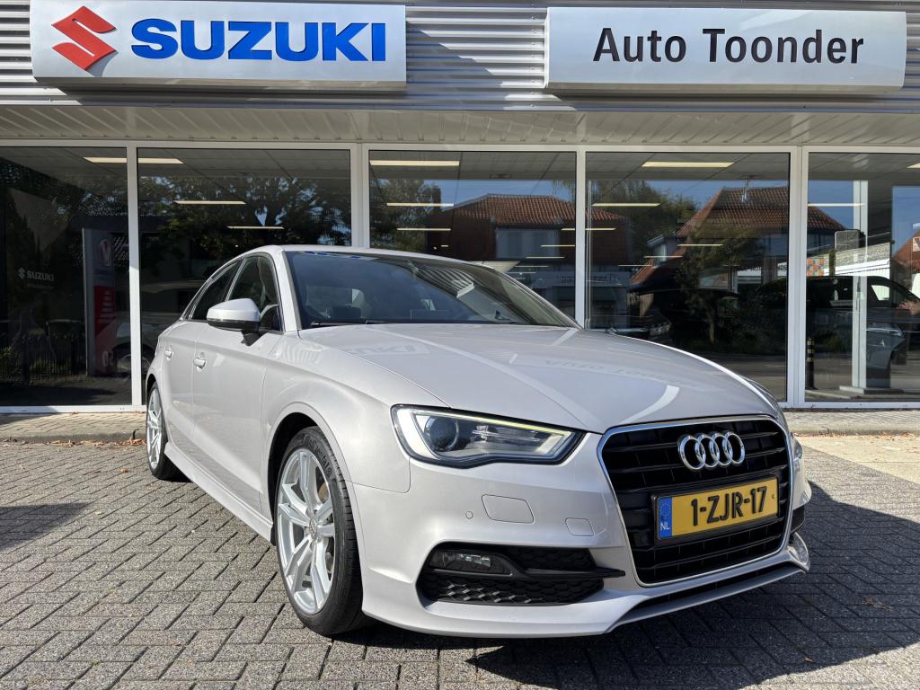Audi A3 limousine 1.4 tfsi cod ambition pro line s