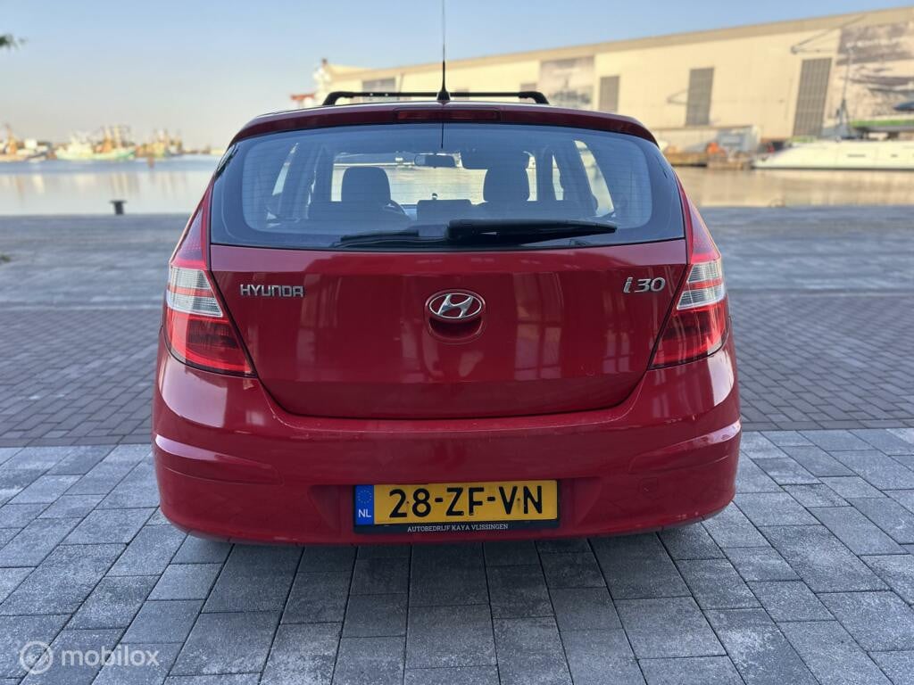 Hyundai i30 1.6i Dynamic Airco Cruise kmst157.649 Nap BJ2008