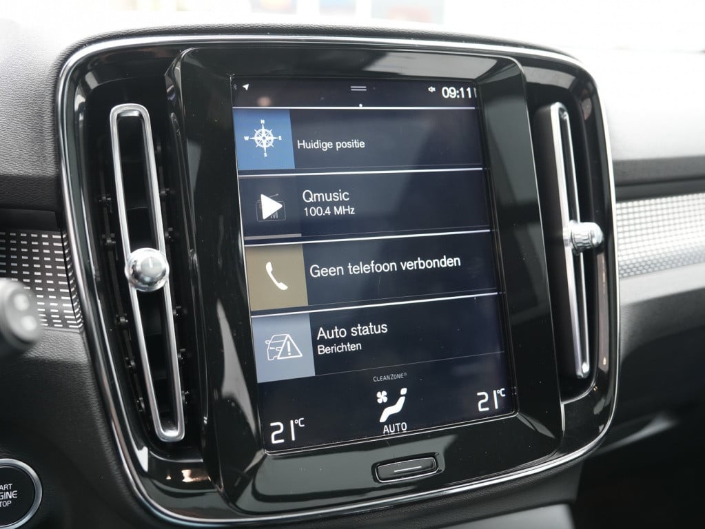 Volvo XC40 t4 190pk r-design| panodak| 360camera| 20''inch| navi| 2 zone cl