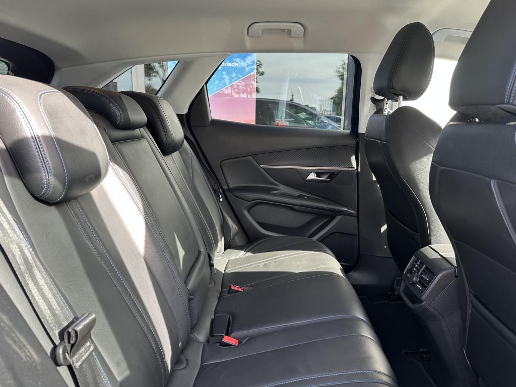 Peugeot 3008 1.2 puretech 130pk s&s blue lease executive
