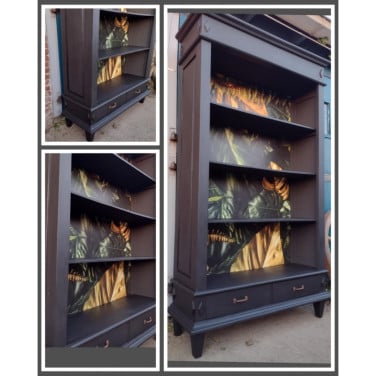 Boekenkast met toffe print