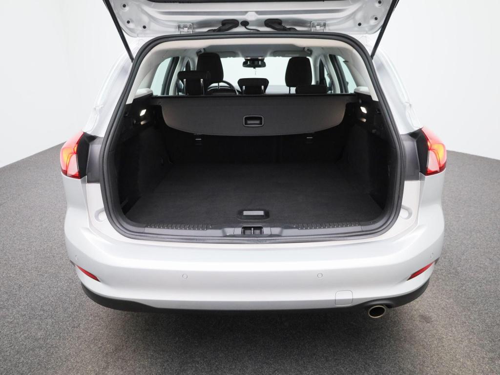 Ford Focus wagon 1.0 ecoboost hybrid connected | parkeer sensoren | navigat
