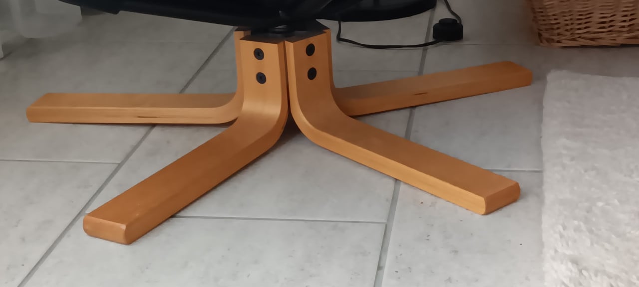 Mooie LEDEREN FAUTEUILLE / TV STOEL