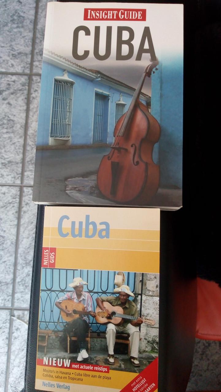 2 reisgidsen Cuba: Insight Guide (Nederlands) en Nelles Gids (Nederlands