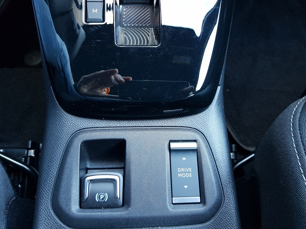 Opel Corsa 1.2 hybrid gs
