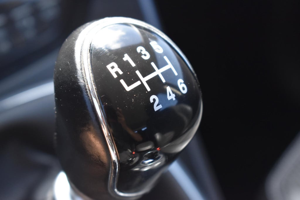 Ford Kuga 1.5 titanium | volledig dealer onderhouden | trekhaak | 1800kg tr