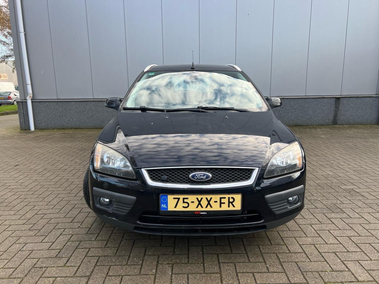 Ford Focus Wagon 1.8-16V Luxe wagen