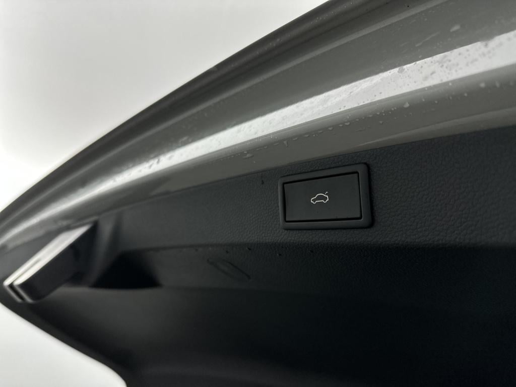 Skoda Karoq 1.5 tsi act business edition 150pk