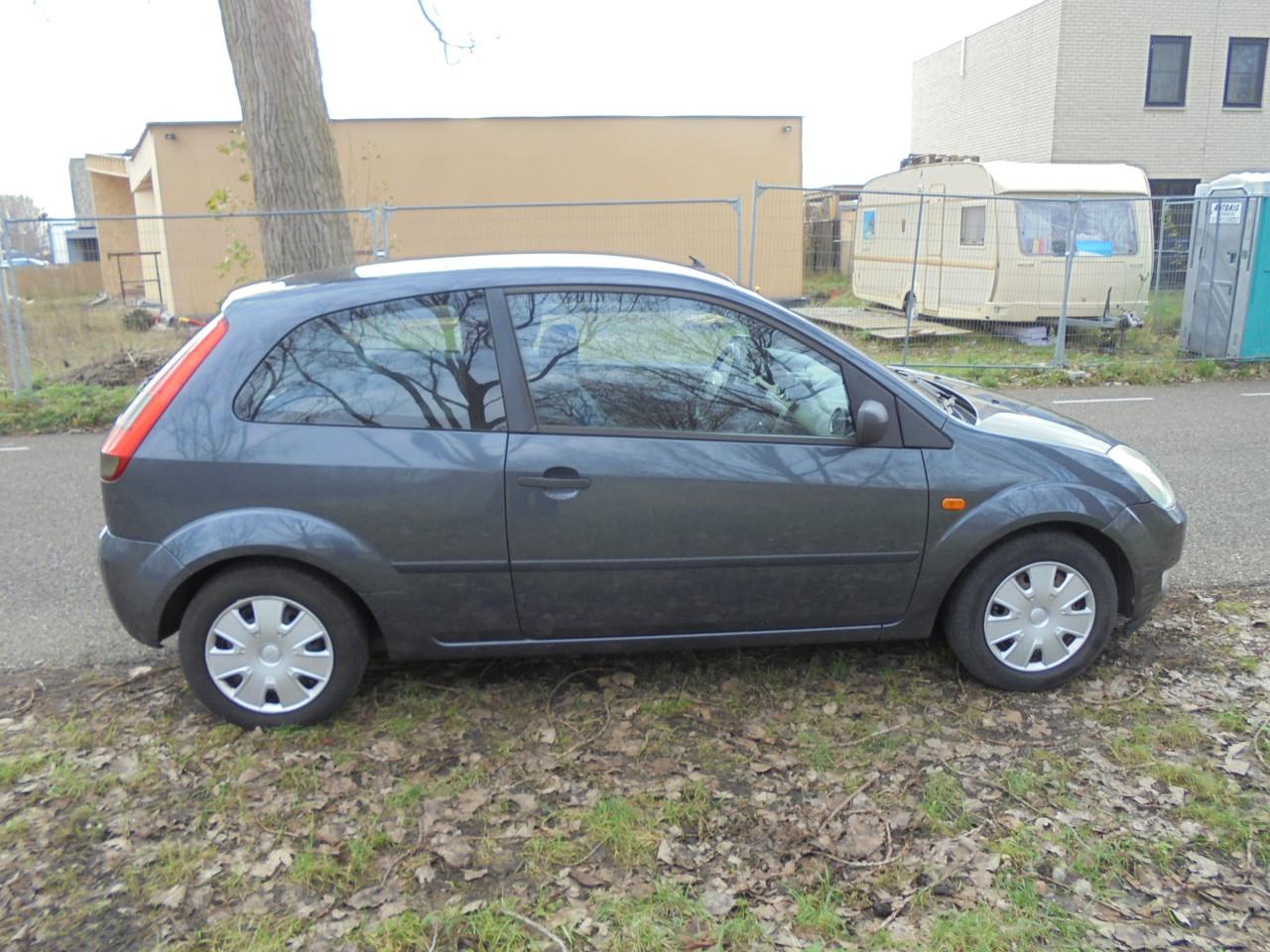 Ford Fiesta 1.3  Futura in leuke goede staat met Apk en N.A.P prijs €895